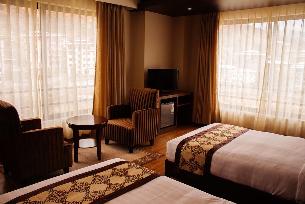 Ariya Hotel Thimphu Exteriör bild