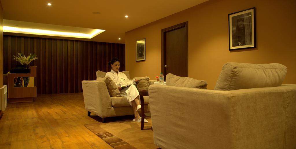 Ariya Hotel Thimphu Exteriör bild