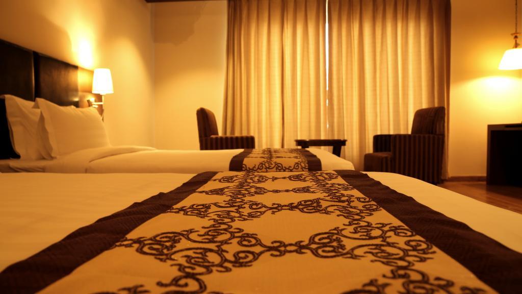 Ariya Hotel Thimphu Exteriör bild